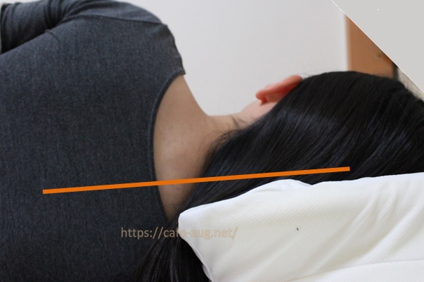 ヨコネ3(YOKONE3)で実際に寝ている女性の写真