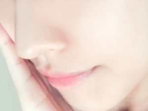 30代オーバーの透明感のある女性の特徴